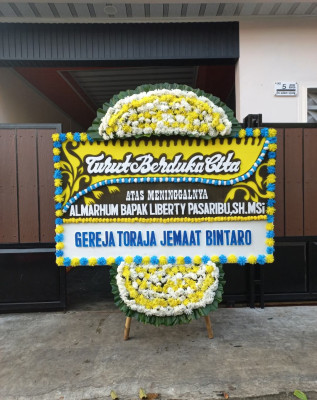 Papan Bunga Duka di Pandih Batu
