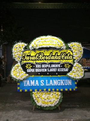 Papan Bunga Duka di Pandih Batu